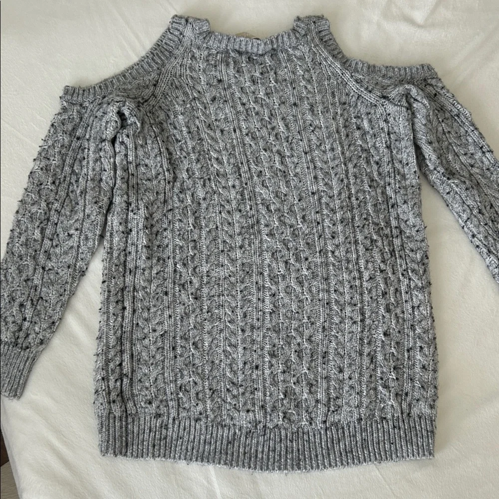 Michael Kors Gray Cable-Knit Cold Shoulder Sweater S - Picture 9 of 9